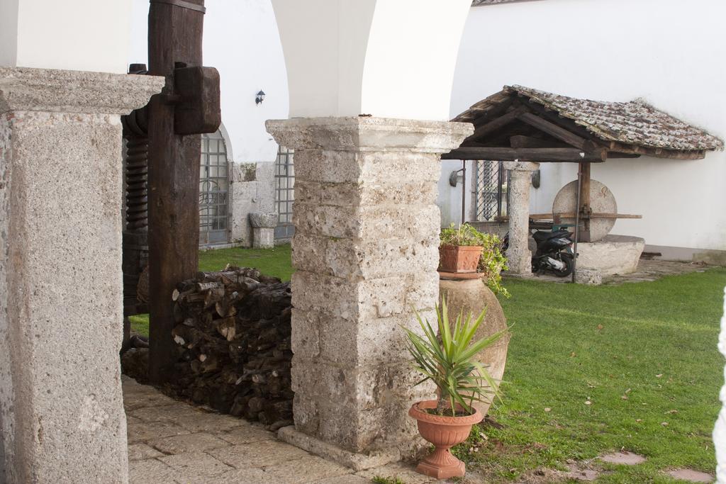 فيلا Palazzo D'Orsi Calvanico الغرفة الصورة