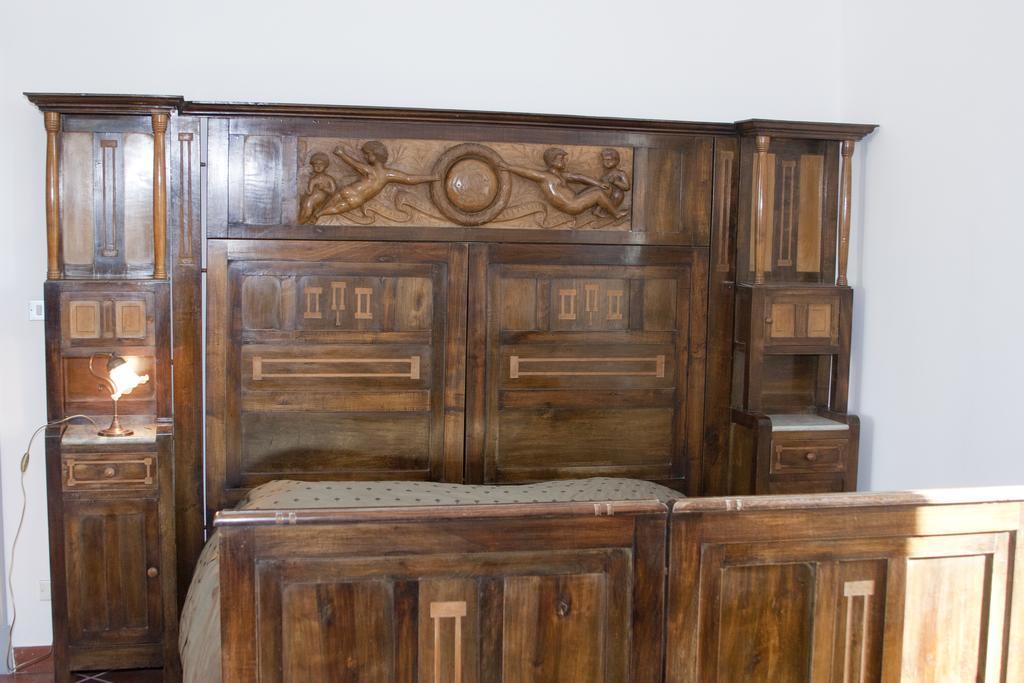 فيلا Palazzo D'Orsi Calvanico الغرفة الصورة
