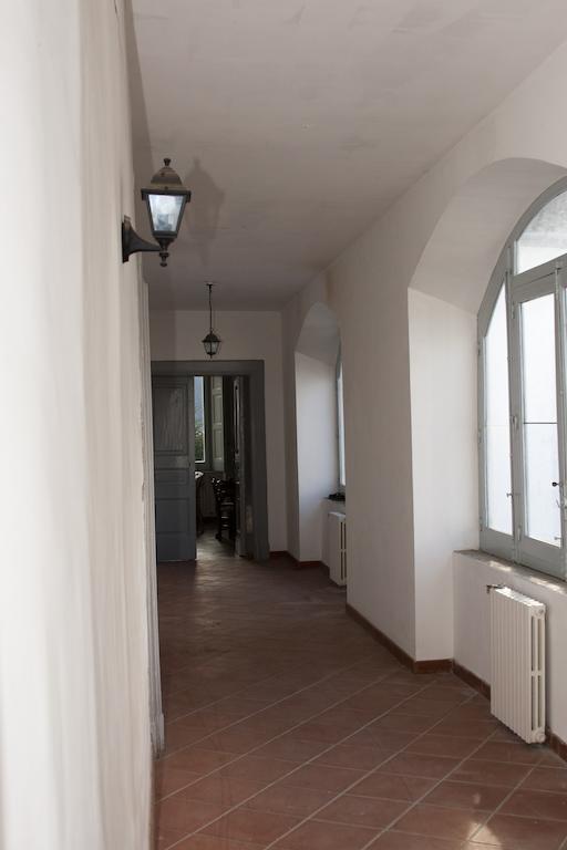 فيلا Palazzo D'Orsi Calvanico الغرفة الصورة