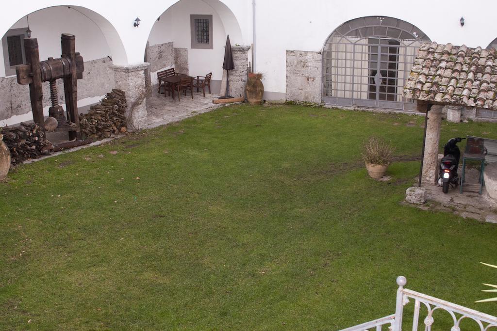 فيلا Palazzo D'Orsi Calvanico الغرفة الصورة