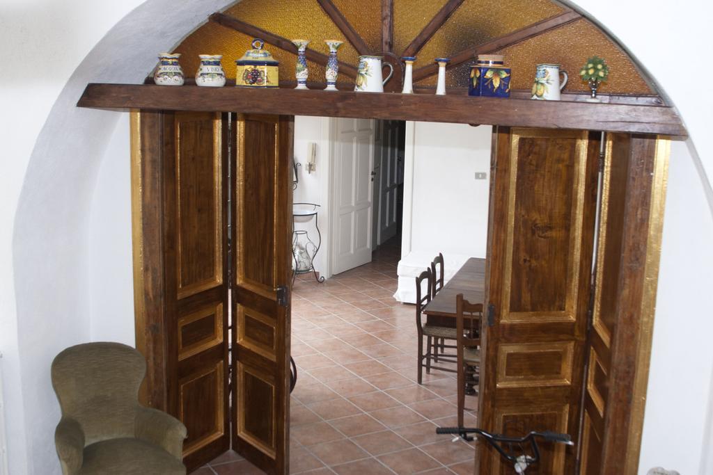 فيلا Palazzo D'Orsi Calvanico المظهر الخارجي الصورة